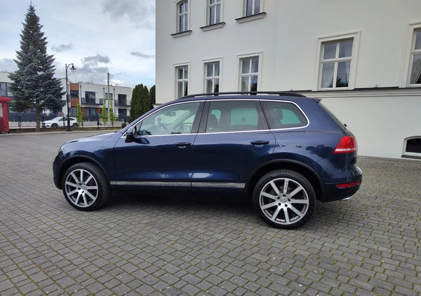 Volkswagen Touareg cena 57900 przebieg: 198632, rok produkcji 2013 z Swarzędz małe 529